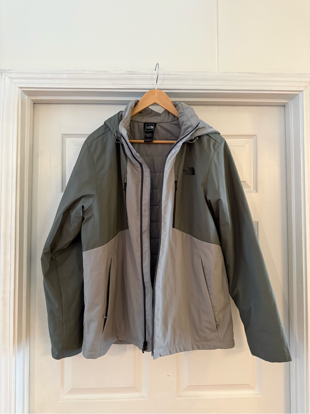The North Face Two-Tone Olive & Light Gray Hooded Jacket